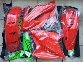 KIT PLASTICHE HONDA CRF 230 2013 KIT 4 PZ SM SUPERMOTAR