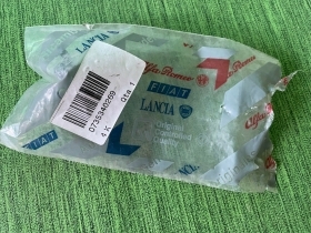GANCIO UNCINO PANNELLO VANO BAGAGLI 735340269 ORIGINALE