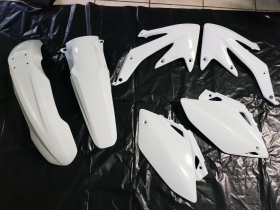 KIT PLASTICHE HONDA CRF 450 2007 KIT 4 PZ COLORE BIANCO