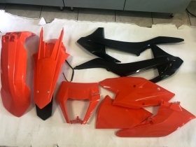 KIT PLASTICHE KTM EXC 125 250 300 2017 2018 2019 KIT 5 
