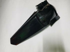 PARAFANGO POSTERIORE NERO YAMAHA WRF 250 2012