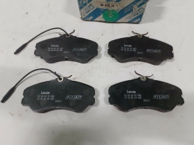 PASTIGLIE ANTERIORI ORIGINALE FIAT DUCATO 1988 CODICE  