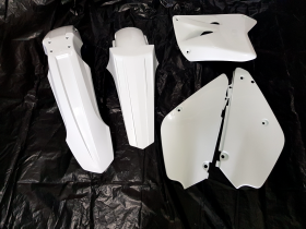 KIT PLASTICHE SUZUKI RM 85 2000 RESTYLING 4 PZ COLORE B
