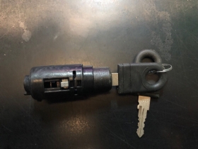 SERRATURA COFANO POSTERIORE BAGAGLIAIO CON CHIAVI FIAT 