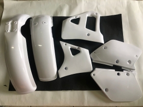 KIT PLASTICHE YAMAHA YZ 250 360 1989 KIT 4 PZ COLORE BI