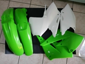 KIT PLASTICHE KAWASAKI KXF 250 2004 2005 04 05 KIT 5 PZ