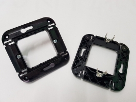SUPPORTO SUPPORTI A GRAFFETTE 2 MODULI LEGRAND CODICE 7