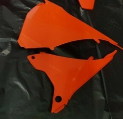 COPERCHI SCATOLA CASSA FILTRO LATERALI KTM EXC 125 250 300 2