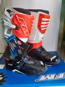 STIVALI CROSS ENDURO FM MODELLO TYPHOON 3 ARANCIO FLUO 