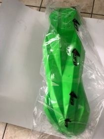 PARAFANGO ANTERIORE VERDE KAWASAKI KXF 450 2020