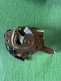 95513955 SERRATURA PORTIERA DESTRA FRONTALE LANCIA DELT
