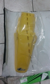 PARAFANGO POSTERIORE SUZUKI RM 125 250 1993 GIALLO