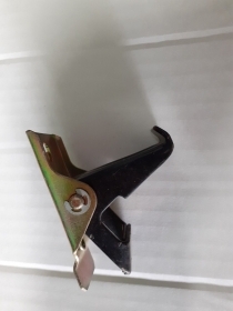 82468599 GANCIO COFANO ANTERIORE ORIGINALE IVECO DAILY