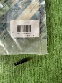 7689403 RACCORDO TUBO LAVAVETRI  ORIGINALE FIAT FIAT UN